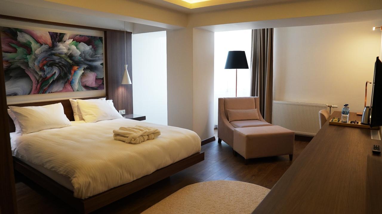 Tn&Co Exclusive Cip Suites And Primeclass Rooms (Adults Only) Muğla Bagian luar foto